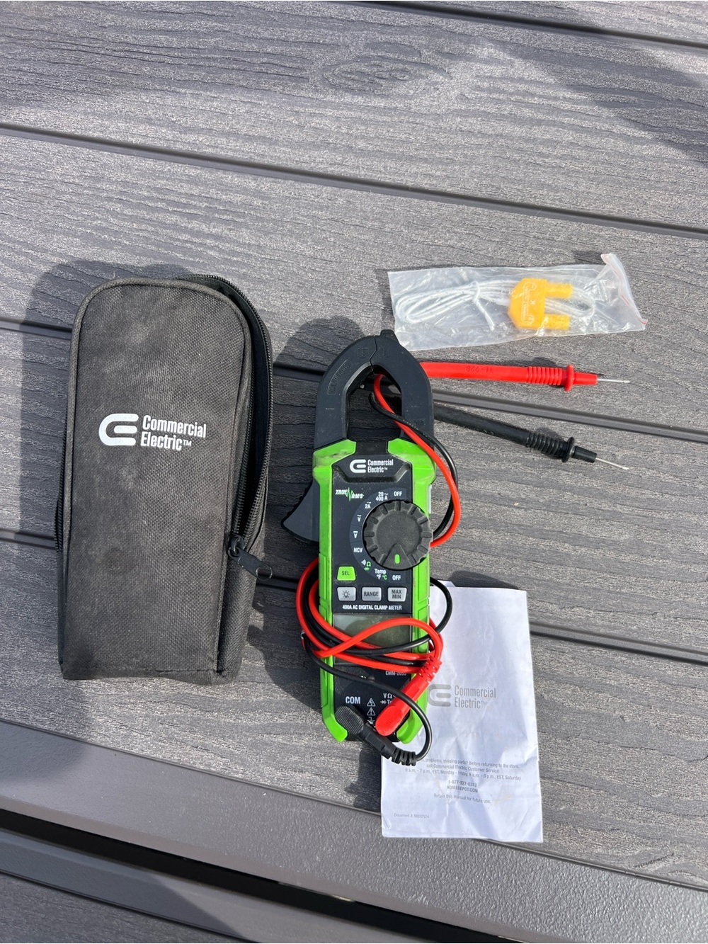 Commercial Electric 400A AC True RMS Digital Clamp Meter w/Temperature, CMM-2055